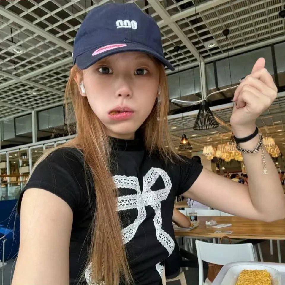 口红